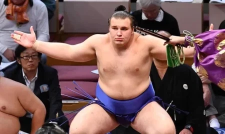 Javgusišin postao prvi Ukrajinac unaprijeđen u drugi najviši rang sumo hrvanja Javgusišin postao prvi Ukrajinac unaprijeđen u drugi najviši rang sumo hrvanja