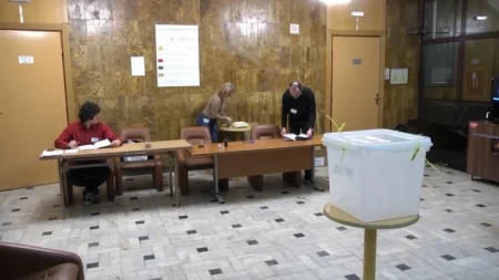Izborni proces u Brčko distriktu BiH protiče uredno, izlaznost do 11 sati 7,18 %