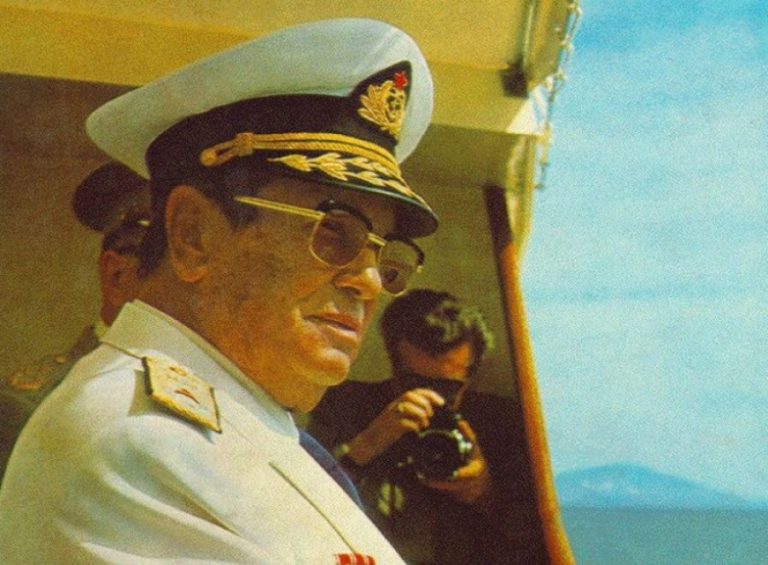 TRI PLANA ZA KRAJ JUGOSLAVIJE; JEDNA KUTIJA ZA NAKIT, SKRIVENO ORUŽJE I OPASNA VAKCINA: Sovjetski superšpijun poslan je da UBIJE TITA, ali je jedan događaj promijenio sve TRI PLANA ZA KRAJ JUGOSLAVIJE; JEDNA KUTIJA ZA NAKIT, SKRIVENO ORUŽJE I OPASNA VAKCINA: Sovjetski superšpijun poslan je da UBIJE TITA, ali je jedan događaj promijenio sve