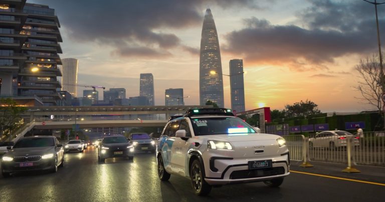 Kineskim gradovima voze komercijalni robotaksiji tvrtke Pony.ai sedme generacije Kineskim gradovima voze komercijalni robotaksiji tvrtke Pony.ai sedme generacije