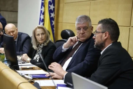 Prekinuta sjednica Predstavničkog doma Parlamenta FBiH zbog nedostatka kvoruma