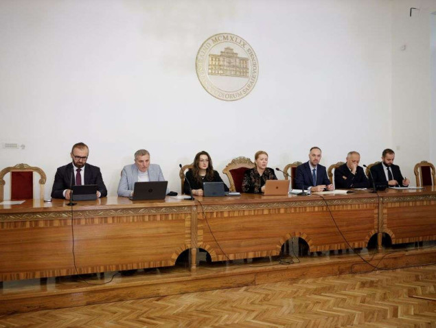 UNSA konferencija – BiH mora naći mjesto u multipolarnom svijetu i nastaviti NATO put UNSA konferencija – BiH mora naći mjesto u multipolarnom svijetu i nastaviti NATO put