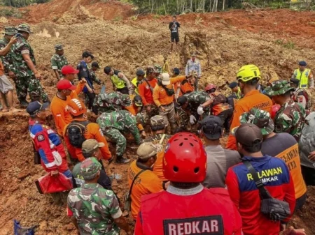 Broj žrtava u klizištima na centralnoj Javi u Indoneziji porastao na 30
