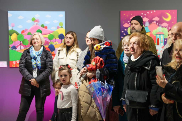 Humanitarna izložba radova Alene Gojak za dvadeset godina njenog umjetničkog stvaranja Humanitarna izložba radova Alene Gojak za dvadeset godina njenog umjetničkog stvaranja