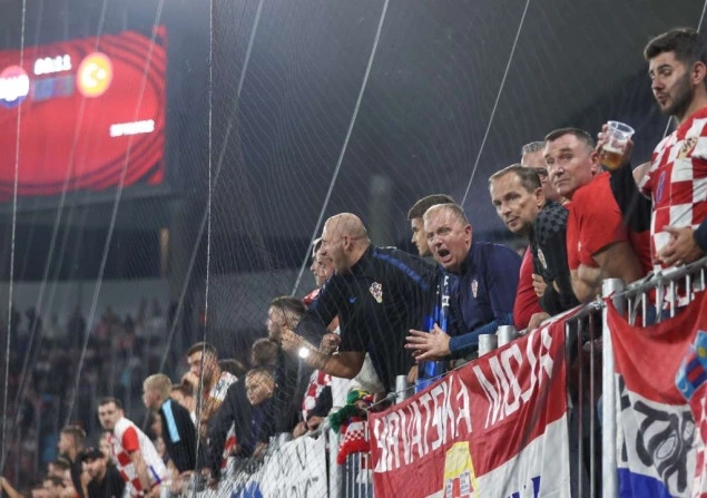 SAD će ubrzati izdavanje viza za strane posjetioce s ulaznicama za utakmice Svjetskog prvenstva SAD će ubrzati izdavanje viza za strane posjetioce s ulaznicama za utakmice Svjetskog prvenstva