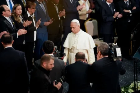 Papa Lav: Globalni sukobi bi mogli utrti put trećem svjetskom ratu