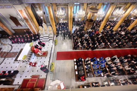 Papa Lav tokom susreta sa svećenstvom u Istanbulu pozvao na jedinstvo i saosjećanje