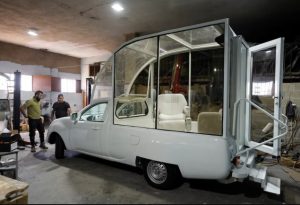 Papamobil pape Franje pretvoren u pokretnu kliniku za djecu Gaze