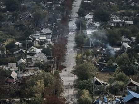 UKRAJINSKA VOJSKA SE POŽALILA: Ruski vojnici se u Pokrovsku bore prerušeni u civile