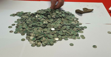 Desetine hiljada bronzanih novčića iz 3. i 4. vijeka nađene na istoku Francuske