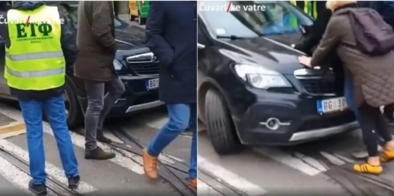 POMAHNITALI VOZAČ U BEOGRADU: Krenuo vozilom da pregazi okupljenje studente (VIDEO) POMAHNITALI VOZAČ U BEOGRADU: Krenuo vozilom da pregazi okupljenje studente (VIDEO)