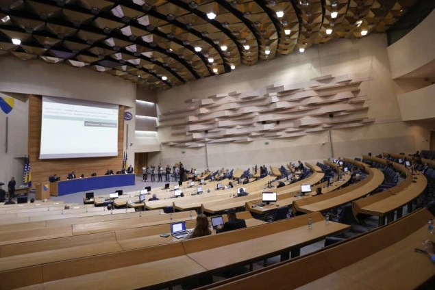 Hitna sjednica Predstavničkog doma: Na dnevnom redu novi budžet institucija BiH Hitna sjednica Predstavničkog doma: Na dnevnom redu novi budžet institucija BiH