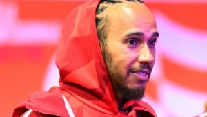 Ferrari u problemu: Hamilton tvrdi da je pogrešno signalizirano crveno svjetlo