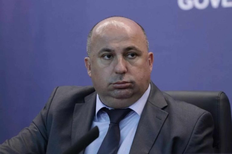 (PR)OTJERALI JE LASIĆ I EKIPA: Sud presudio da Autoceste moraju vratiti na posao Jasminu Olovčić! (PR)OTJERALI JE LASIĆ I EKIPA: Sud presudio da Autoceste moraju vratiti na posao Jasminu Olovčić!