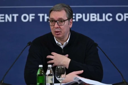 Vučić potvrdio da rafinerija prestaje s radom od utorka