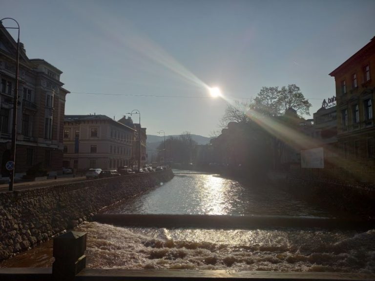 DO SREDINE NAREDNE SEDMICE SNIJEGA NI U NAJAVI: U srijedu je kiša moguća ponegdje…