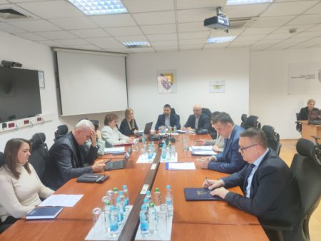 Nova sjednica, ista odluka: izmjene pravilnika UIO nisu usvojene