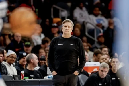 NBA liga kaznila trenera Minnesote Fincha sa 35.000 dolara