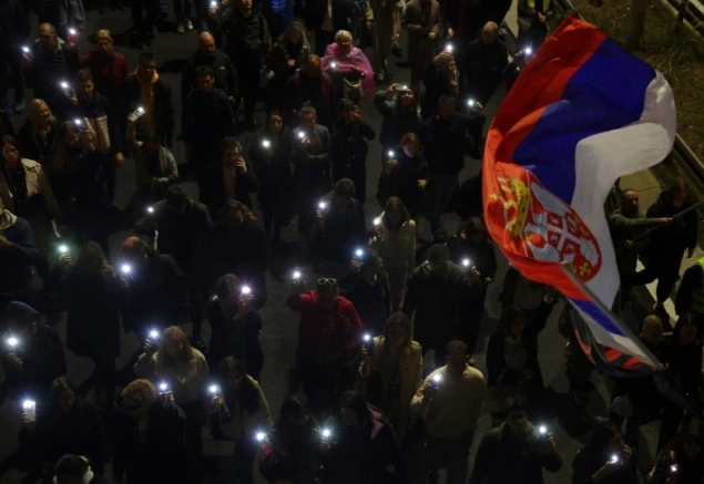 Studenti Pravnog fakulteta obilježili godišnjicu početka blokade, od Vučića tražili izbore Studenti Pravnog fakulteta obilježili godišnjicu početka blokade, od Vučića tražili izbore
