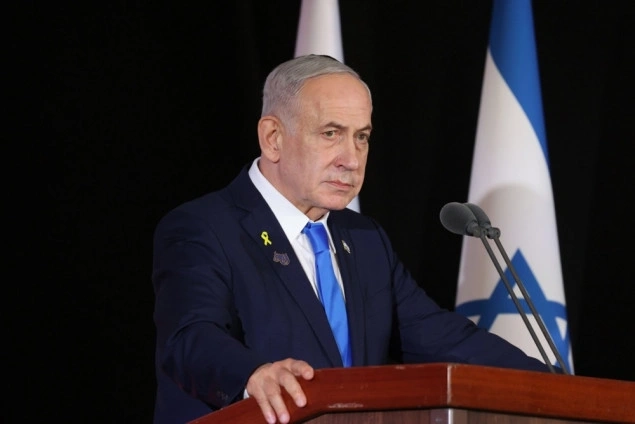 Netanyahu se pojavio u sudnici nakon što je zatražio pomilovanje Netanyahu se pojavio u sudnici nakon što je zatražio pomilovanje