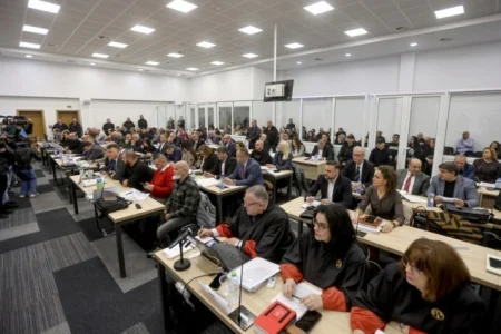 Suđenje za požar u diskoteci Puls: Kamberiju u zatvoru oduzeto 13 mobilnih telefona i laptop