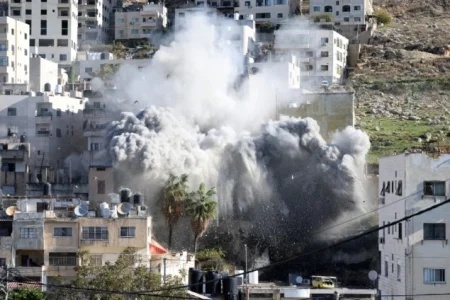 Izrael ruši 25 stambenih zgrada u izbjegličkom kampu Nur Shams na Zapadnoj obali