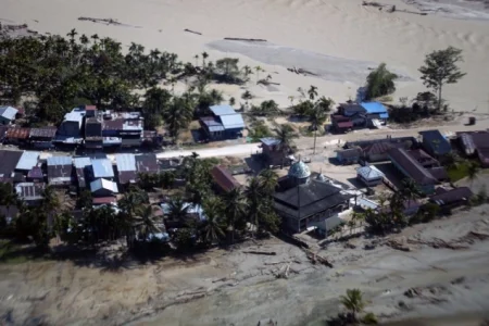 Indonezija najavljuje mjere zbog kršenja rudarskih dozvola nakon poplava na Sumatri