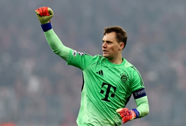 Neuer vjerovatno propušta posljednju utakmicu u godini zbog povrede Neuer vjerovatno propušta posljednju utakmicu u godini zbog povrede