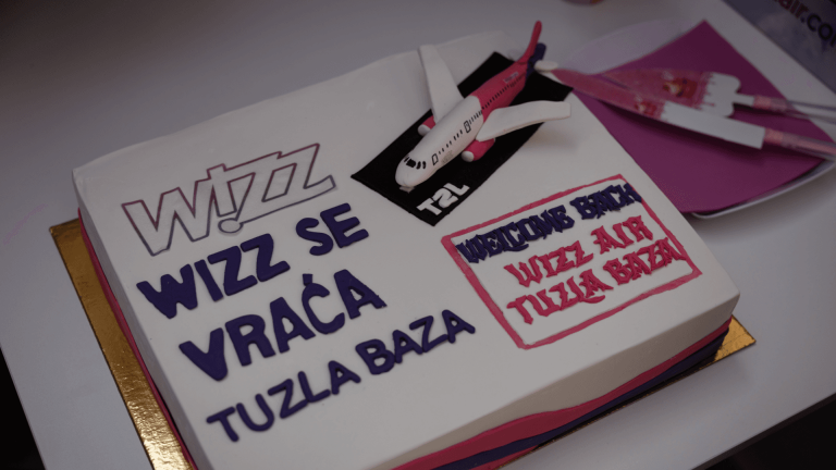 Wizz Air širi bazu u Tuzli: Direktni letovi prema devet novih europskih destinacija Wizz Air širi bazu u Tuzli: Direktni letovi prema devet novih europskih destinacija