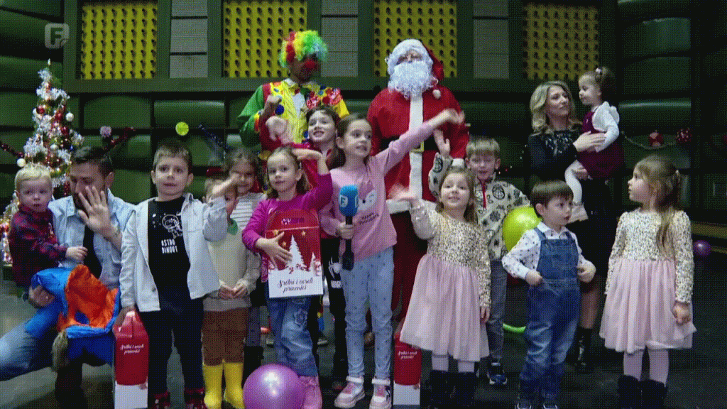 Tradicionalna podjela novogodišnjih paketića za djecu uposlenika RTVFBiH