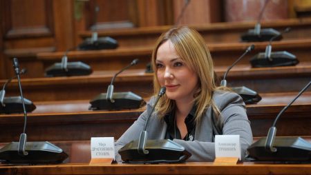 Narodna skupština plate poslanika smatra povjerljivim