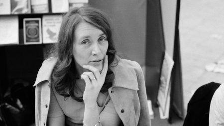 Ani Erno: Žene koje su umrle zbog nezakonitih abortusa zaslužuju spomenik