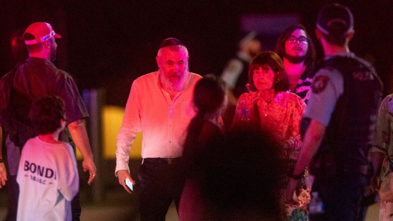 Napad na jevreje u Sidneju: 15 ubijenih, desetine ranjenih; Terorizam, kaže premijer Albaneze