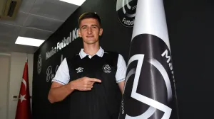 Nekadašnji fudbaler Željezničara slobodan u izboru novog kluba Nekadašnji fudbaler Željezničara slobodan u izboru novog kluba