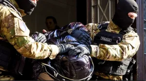 POSKOK ujeda Holand Company: Pretresi na više lokacija