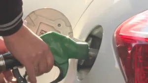 (VIDEO) Niže cijene u BiH: Građani Srbije prelaze granicu da natoče gorivo