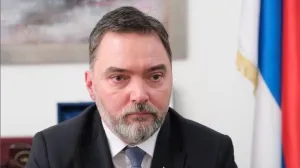 Nema ga s kim nije zakuhao: Košarac sada napada i Fortu, spominje milione maraka