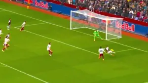 (VIDEO) Šok za Topnike: Arsenal golom u sudijskoj nadoknadi poražen od Aston Ville