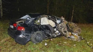 Nesreća na putu M17: Žestok sudar kamiona i automobila, teško povrijeđena vozačica