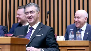 Hrvati su na rubu nestanka u RS-u, to nije slučajno – Iz HDZ-a 1990 upućen vapaj za pomoć