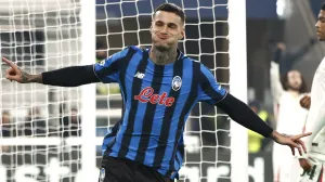 (VIDEO) Bespoštedna borba: Pogledajte kako je Kolašinac podigao stadion na noge protiv Chelseaja