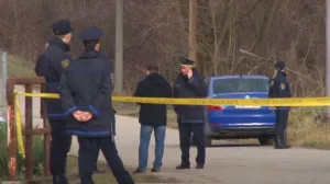 S očuhom sjedio i pio, a onda ga premlatio: Nastavio ga je udarati i nakon što je pao