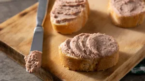 Sve vrijeme koristite pogrešno papir za pečenje: Prvo morate uraditi ovo pa ga staviti u pleh