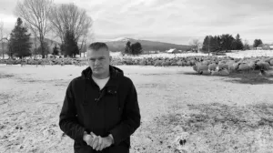 Godina kakva se ne pamti: Ogorčeni poljoprivrednik iz protesta besplatno podijelio 10 tona kupusa