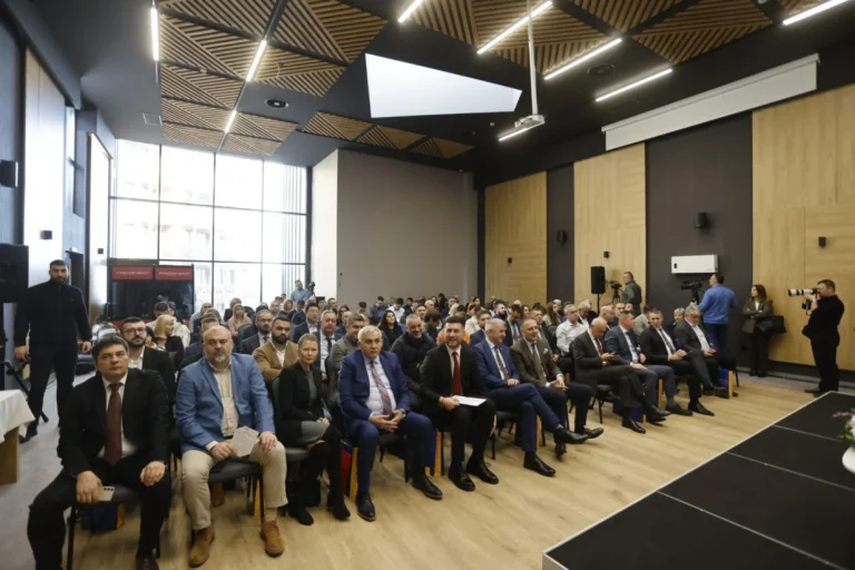 Pogledajte koji su to najznačajniji strani investitori u BiH za 2025. godinu Pogledajte koji su to najznačajniji strani investitori u BiH za 2025. godinu