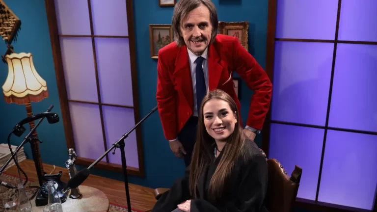 Od rocknroll naslijeđa do scene koja je samo njena – Sara Vojičić ovog petka u podcastu Opet Laka