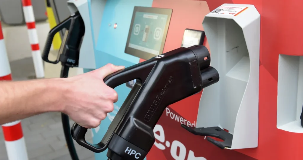 Studija razbila mit o zračenju električnih vozila