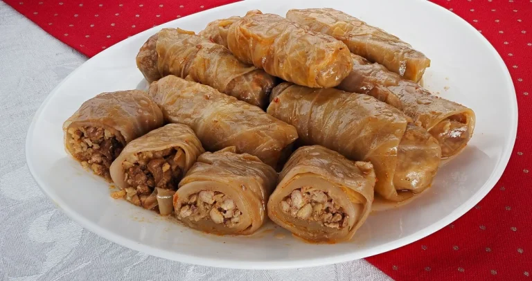 Jaje u sarmi ili ne? Sporni sastojak koji je podijelio naciju našao se i u receptu starom 70 godina