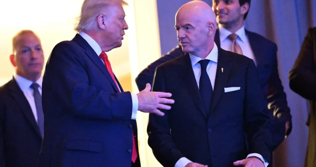 (FOTO) Zavirite u spektakularnu atmosferu u Washingtonu: Mnogo poznatih lica stiglo na žrijeb