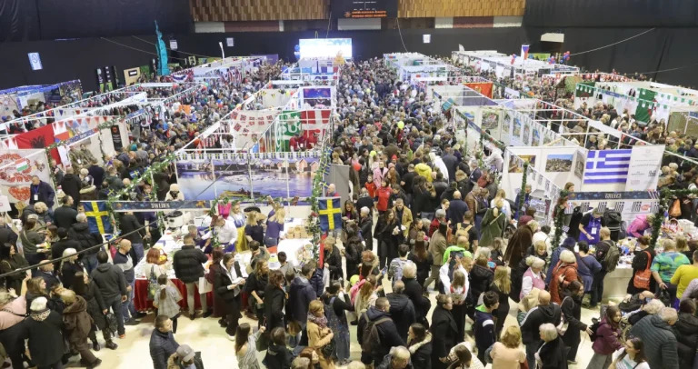 (FOTO) Diplomatski zimski bazar u Sarajevu: Hiljade posjetilaca u humanitarnoj misiji